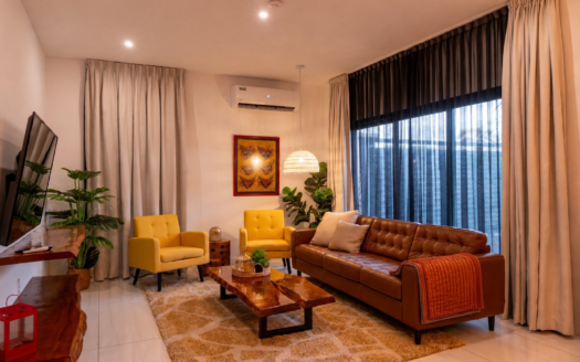 ARIESTA V APARTMENTS